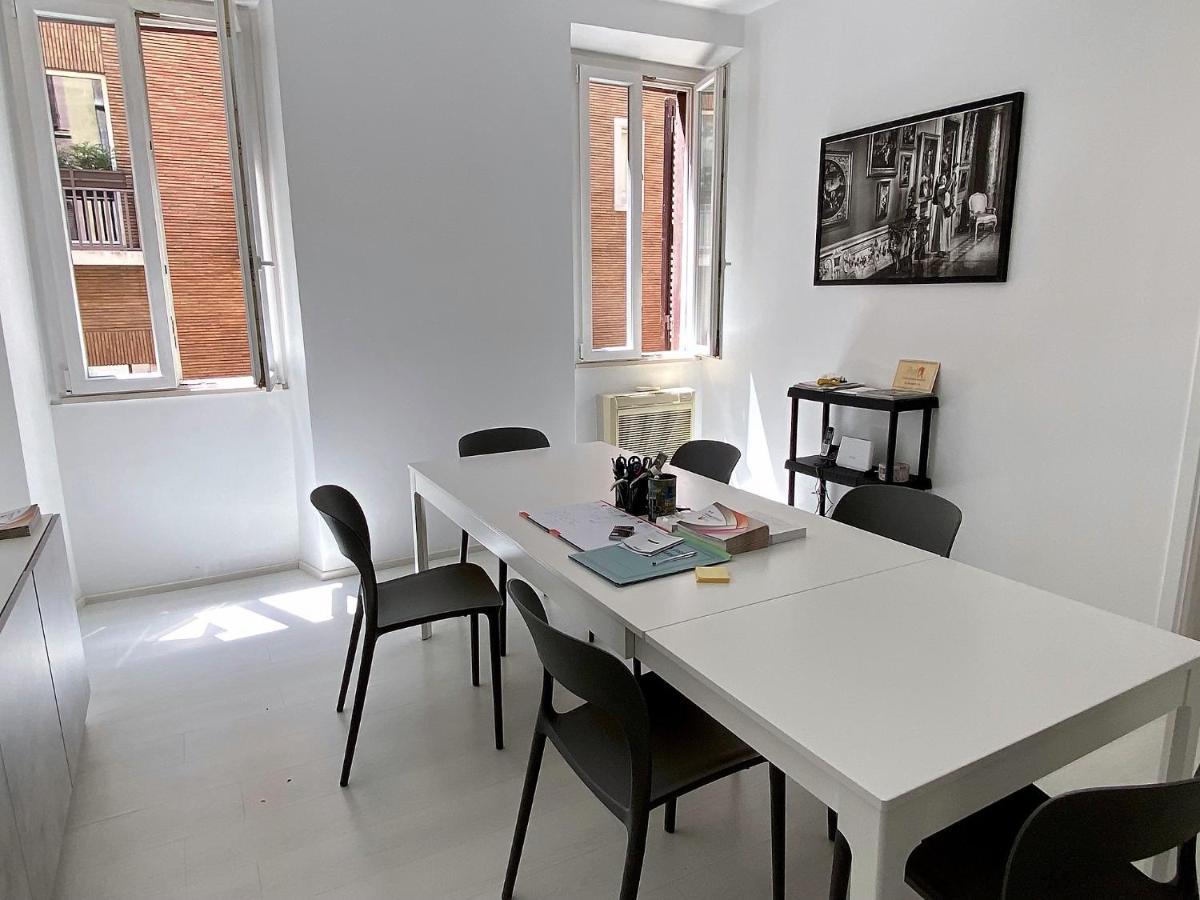 Frezza Business Office & Lounge Apartamento *