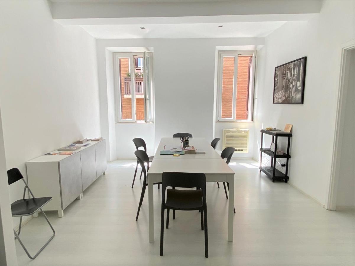 Frezza Business Office & Lounge Apartamento *
